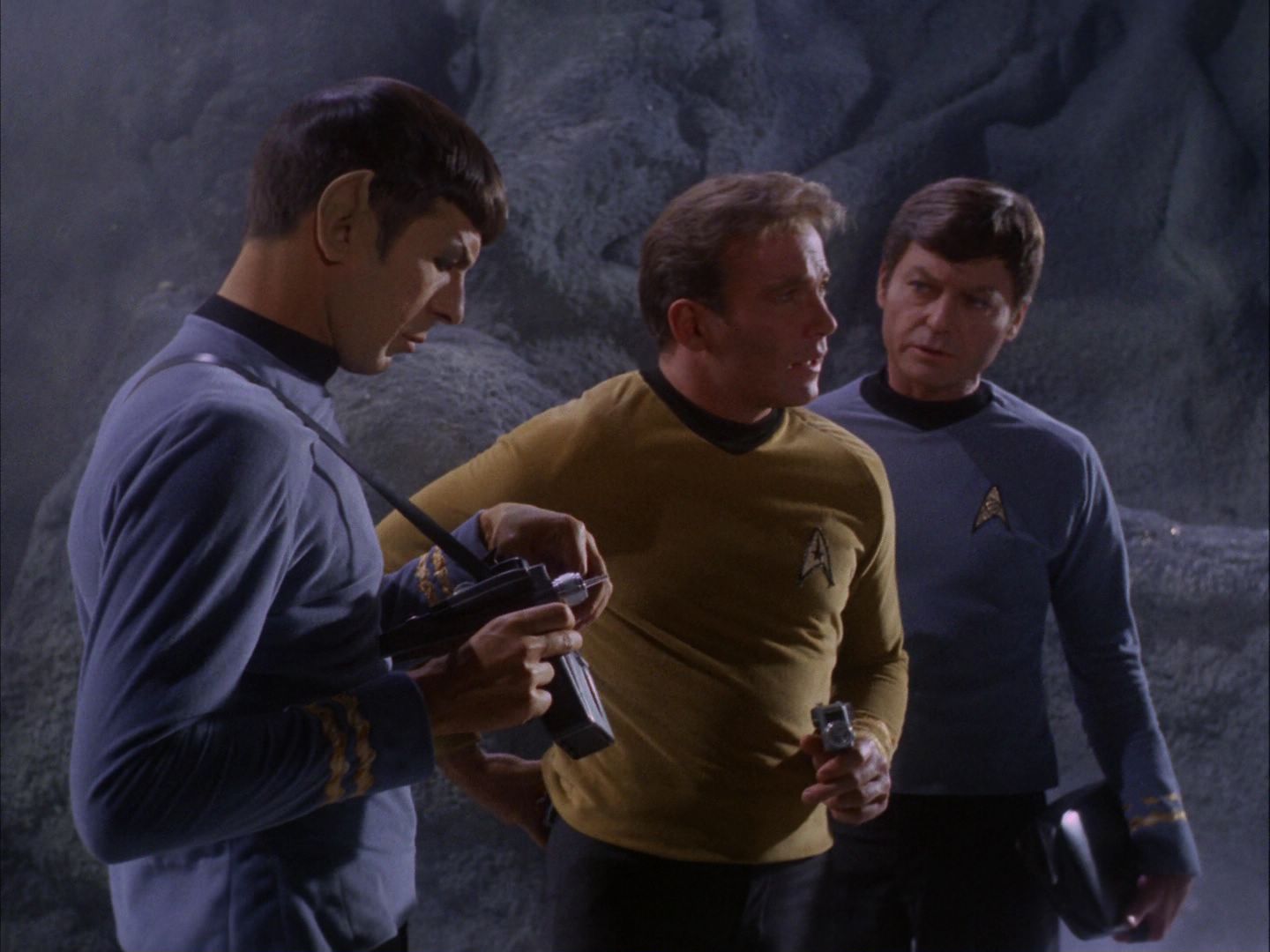 ariane179254_StarTrek_2x07_Catspaw_0639.jpg