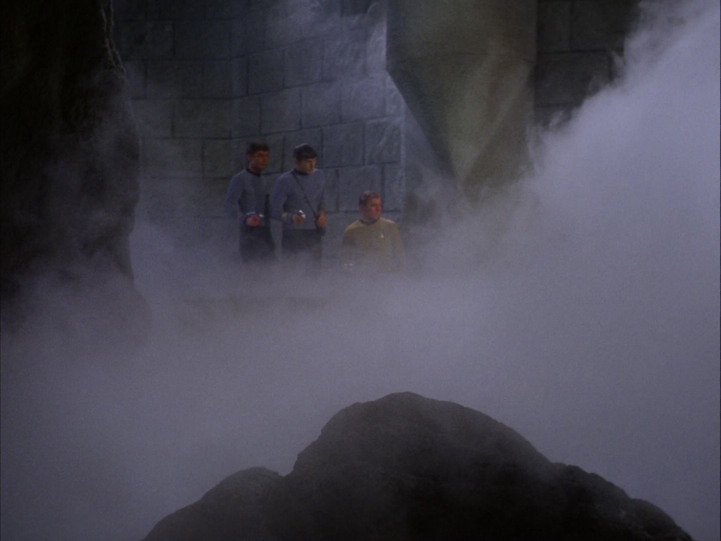 ariane179254_StarTrek_2x07_Catspaw_0695.jpg