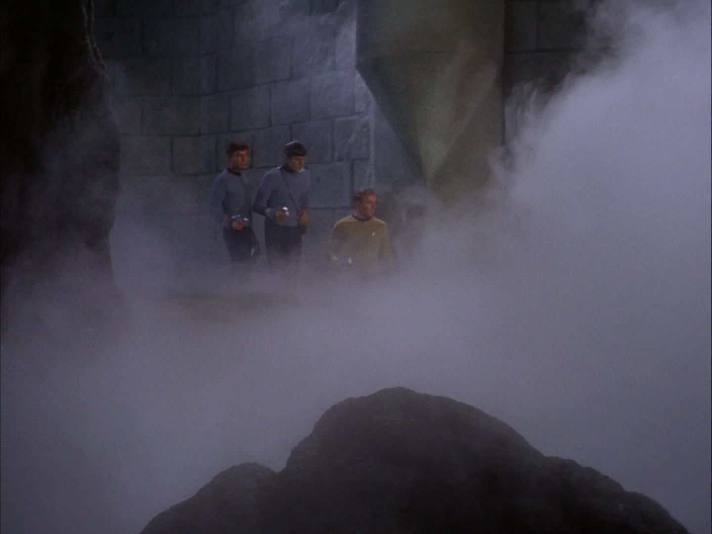 ariane179254_StarTrek_2x07_Catspaw_0696.jpg