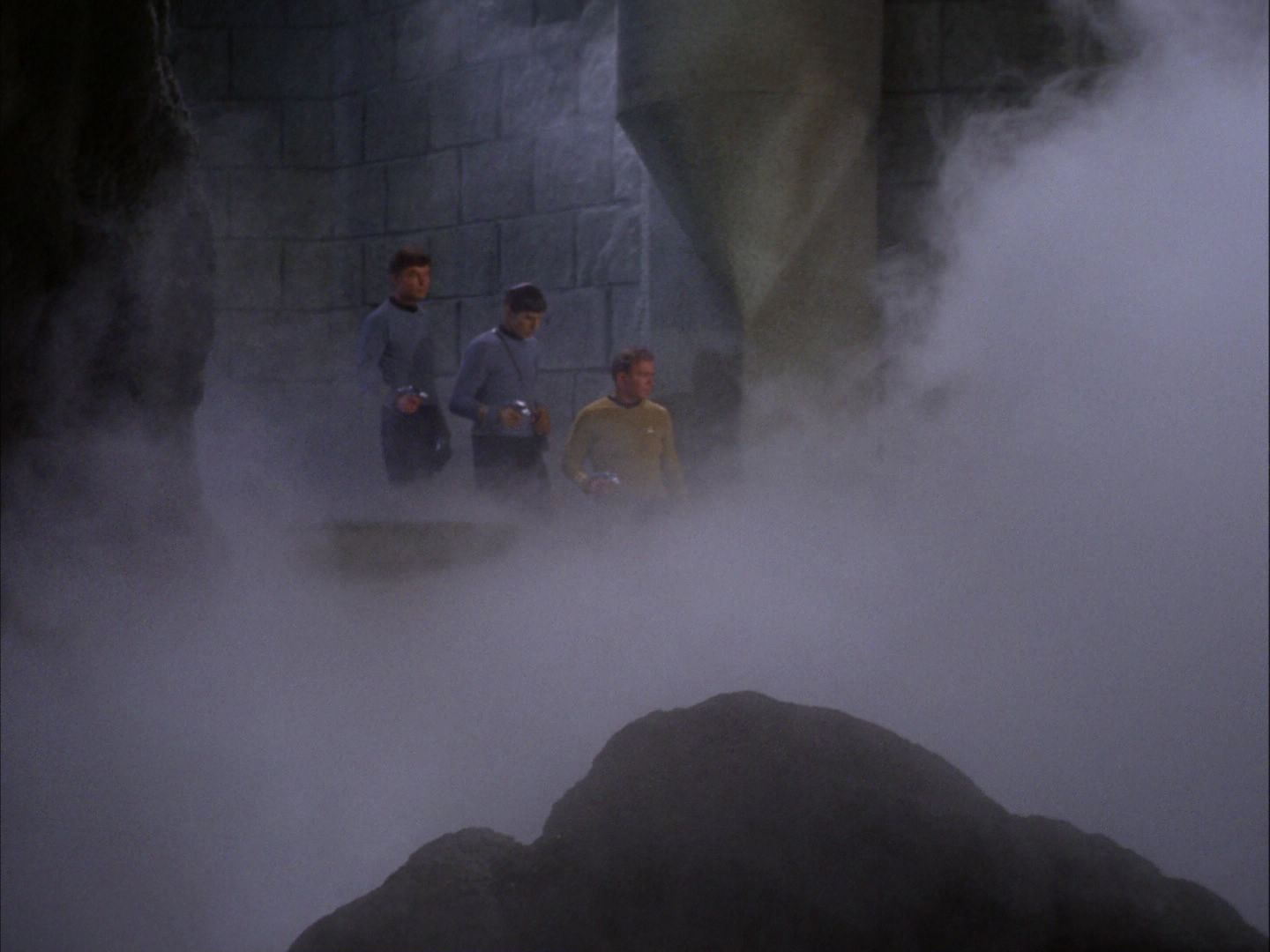 ariane179254_StarTrek_2x07_Catspaw_0697.jpg