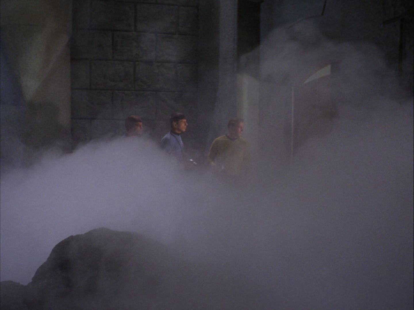 ariane179254_StarTrek_2x07_Catspaw_0713.jpg