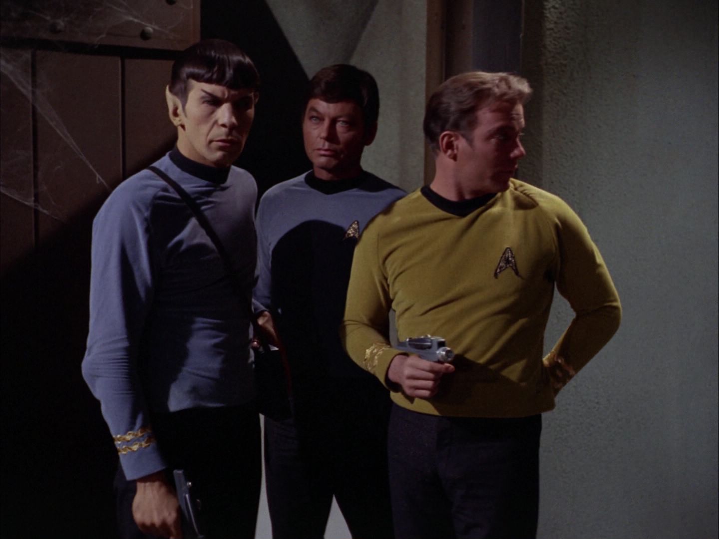 ariane179254_StarTrek_2x07_Catspaw_0766.jpg