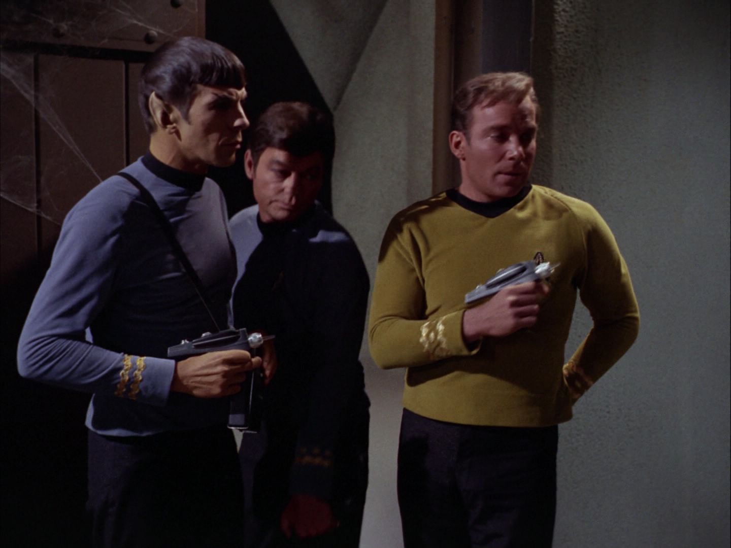ariane179254_StarTrek_2x07_Catspaw_0770.jpg