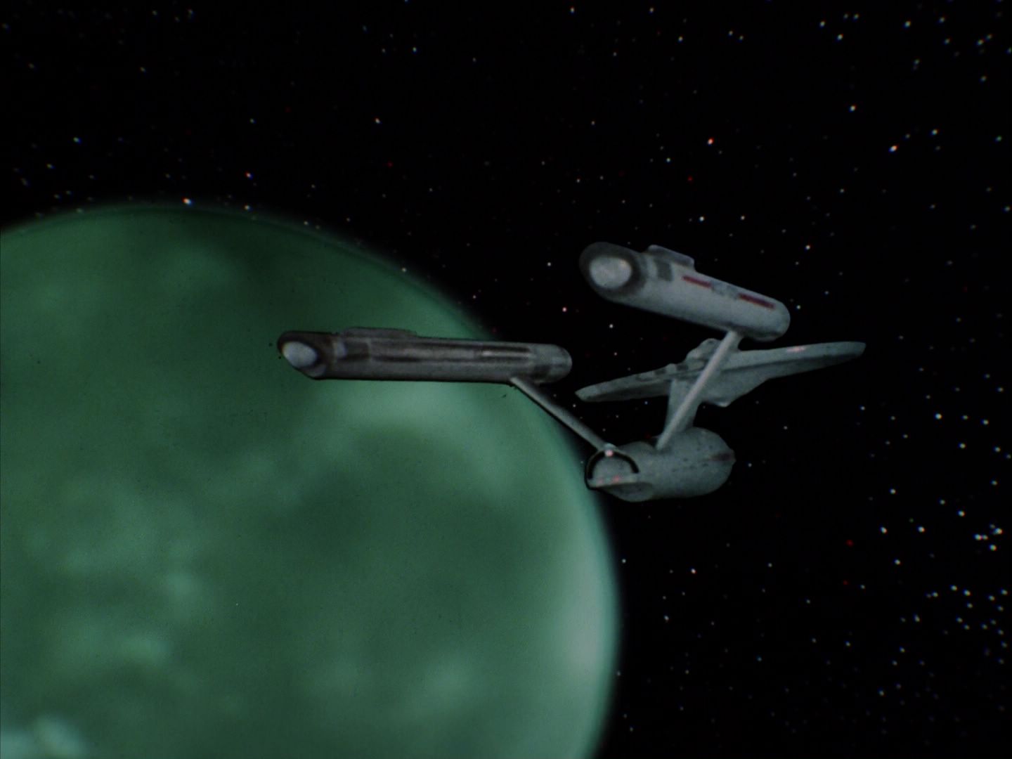 ariane179254_StarTrek_2x07_Catspaw_0779.jpg