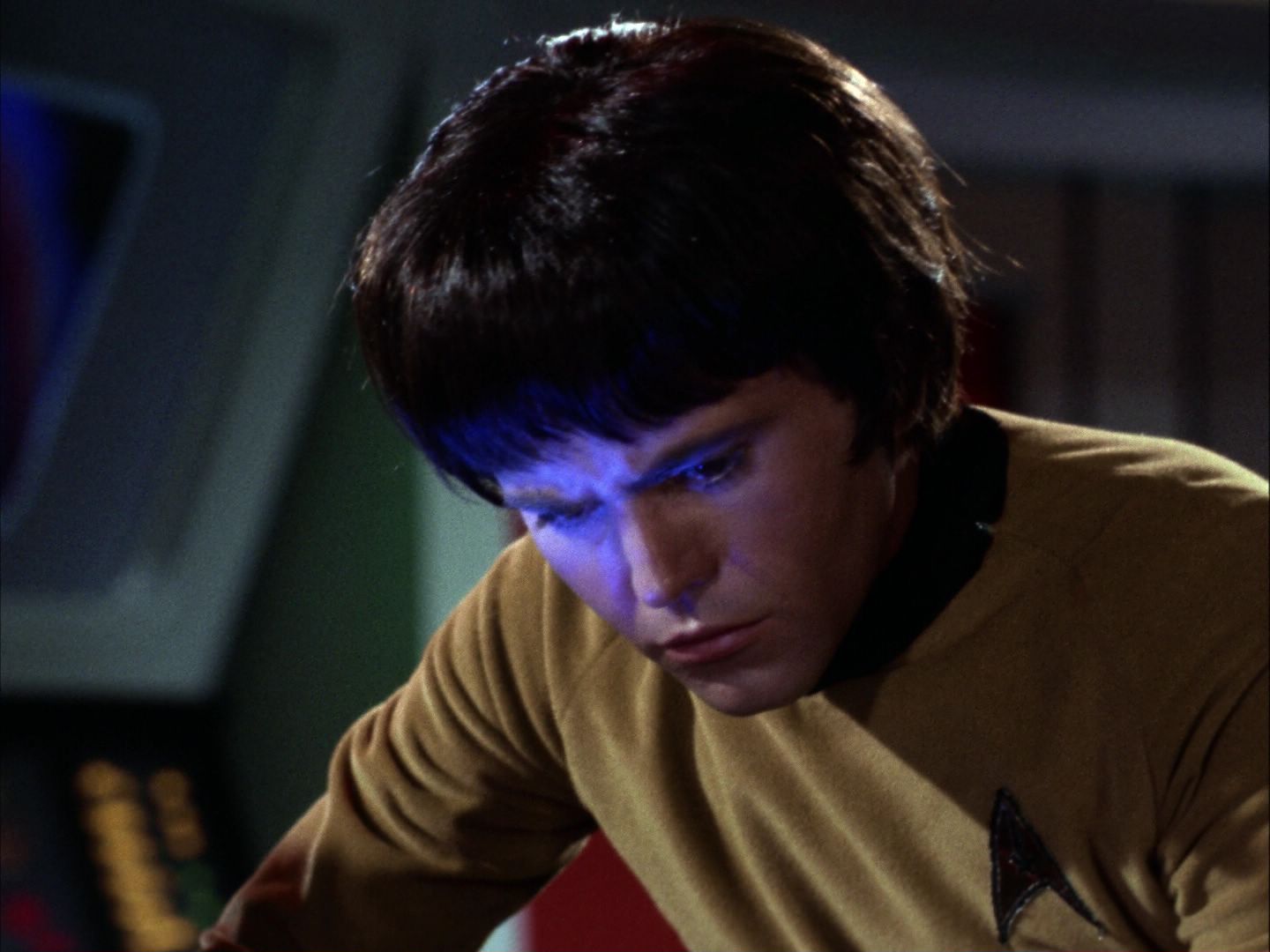ariane179254_StarTrek_2x07_Catspaw_0782.jpg