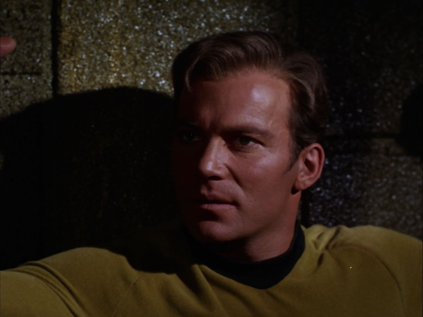 ariane179254_StarTrek_2x07_Catspaw_1047.jpg