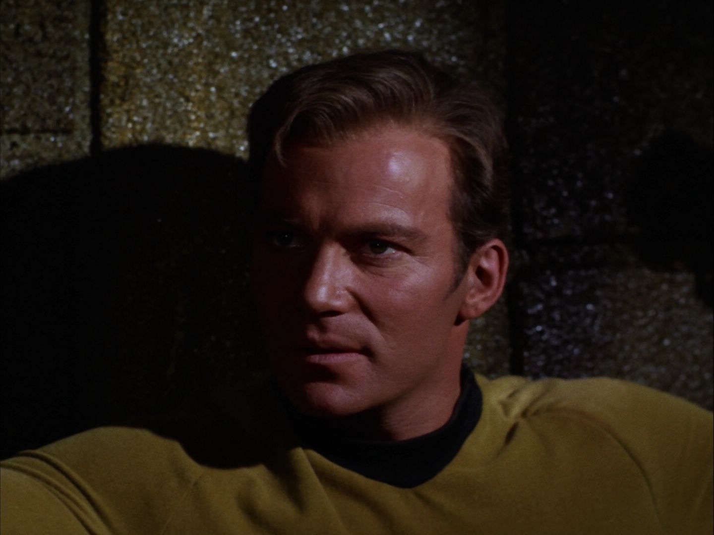 ariane179254_StarTrek_2x07_Catspaw_1050.jpg