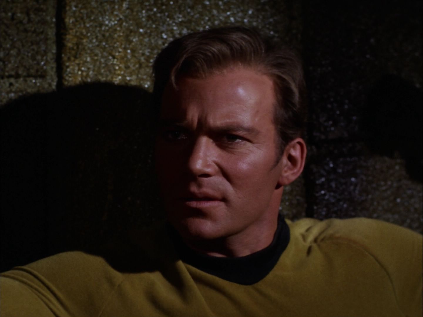 ariane179254_StarTrek_2x07_Catspaw_1053.jpg