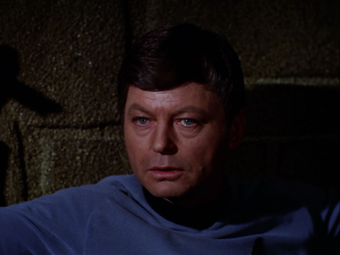 ariane179254_StarTrek_2x07_Catspaw_1071.jpg