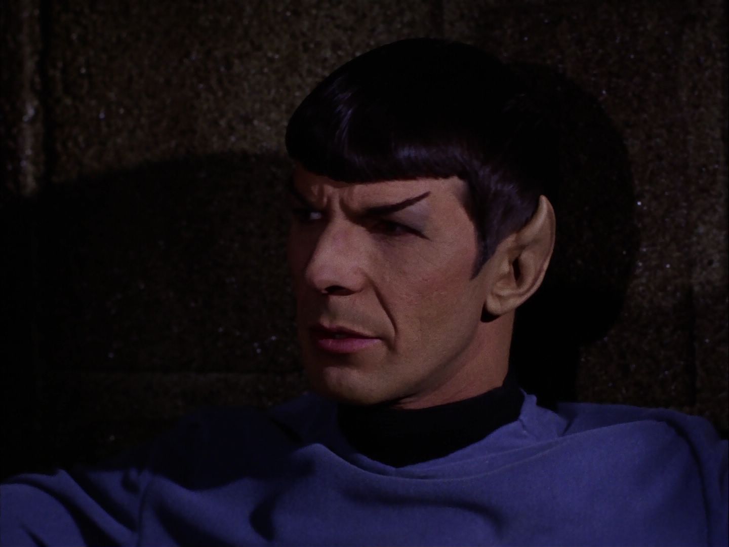 ariane179254_StarTrek_2x07_Catspaw_1077.jpg
