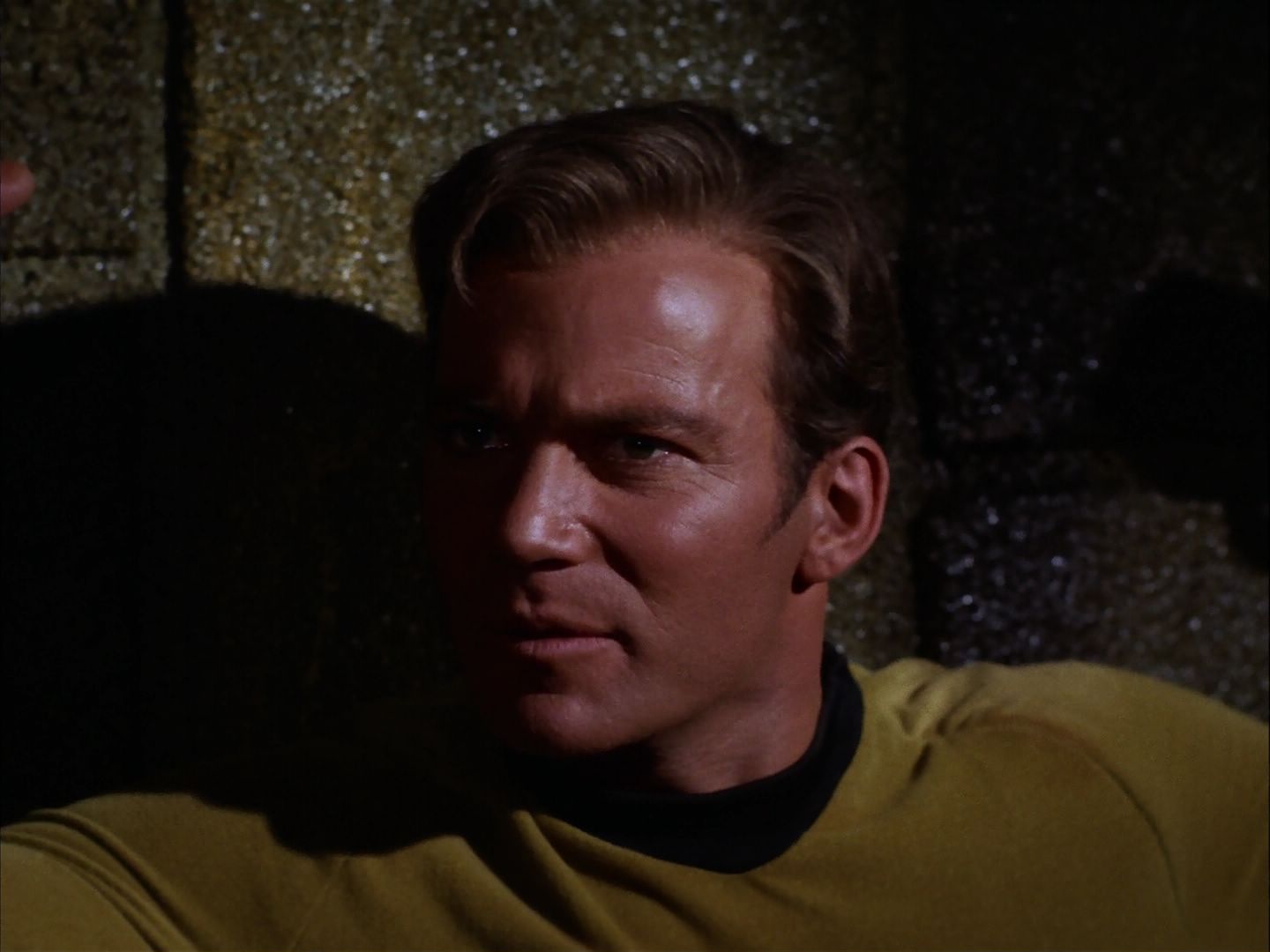 ariane179254_StarTrek_2x07_Catspaw_1084.jpg
