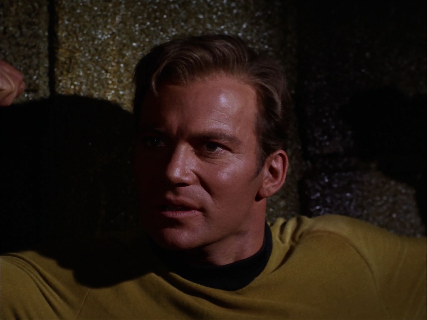 ariane179254_StarTrek_2x07_Catspaw_1093.jpg