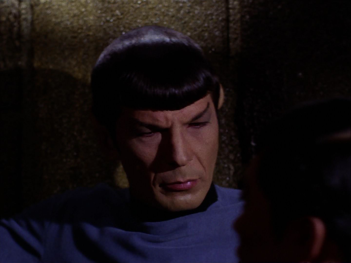 ariane179254_StarTrek_2x07_Catspaw_1138.jpg