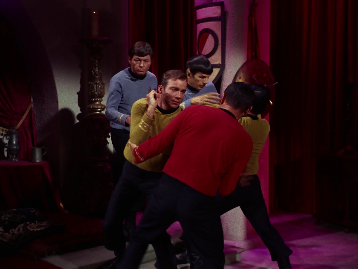 ariane179254_StarTrek_2x07_Catspaw_1163.jpg