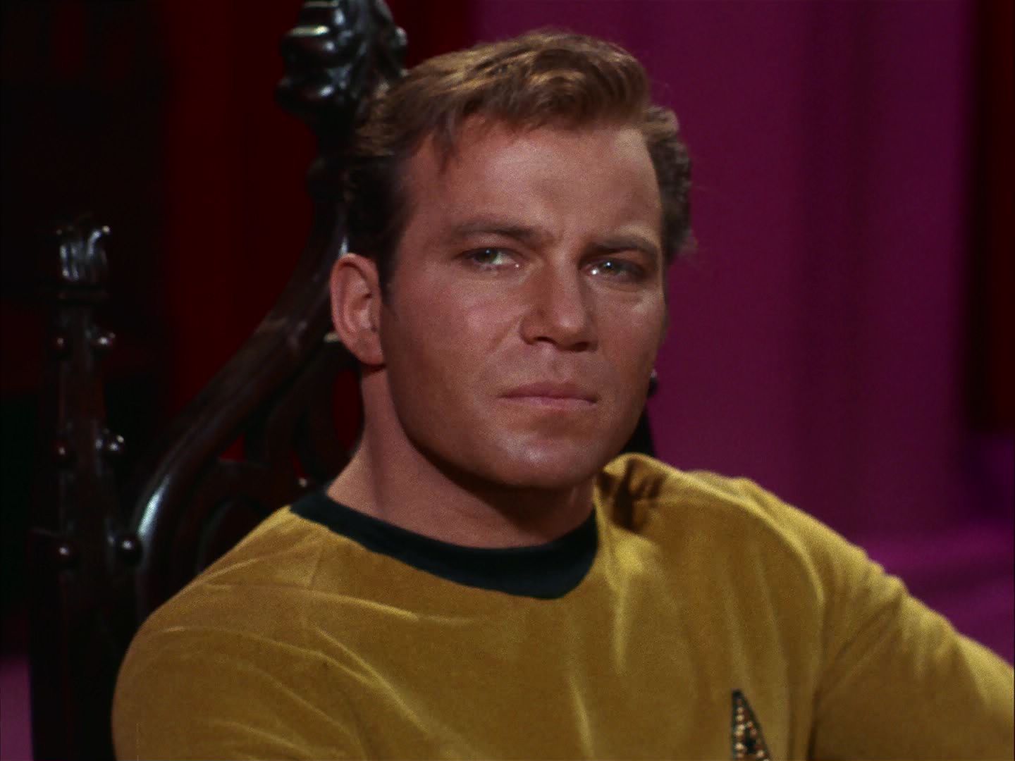 ariane179254_StarTrek_2x07_Catspaw_1418.jpg