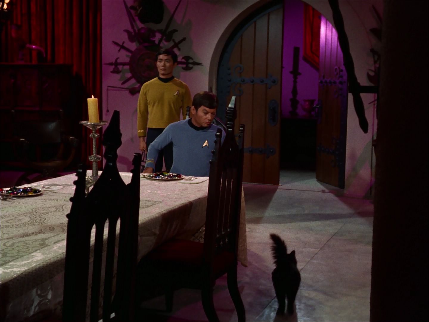 ariane179254_StarTrek_2x07_Catspaw_1546.jpg