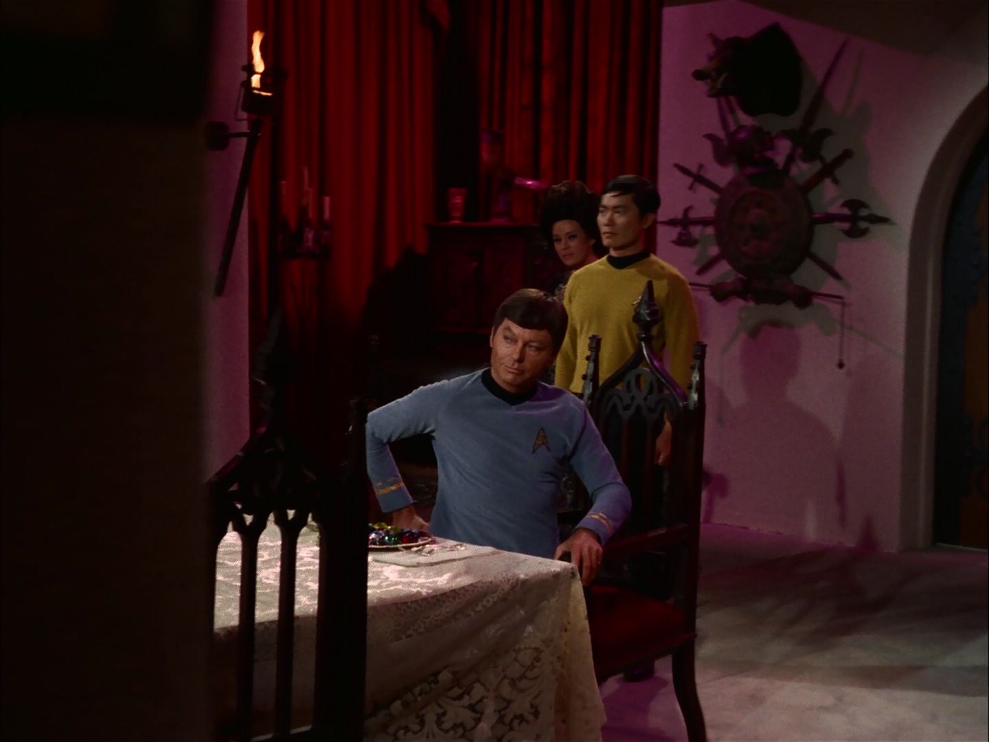 ariane179254_StarTrek_2x07_Catspaw_1571.jpg