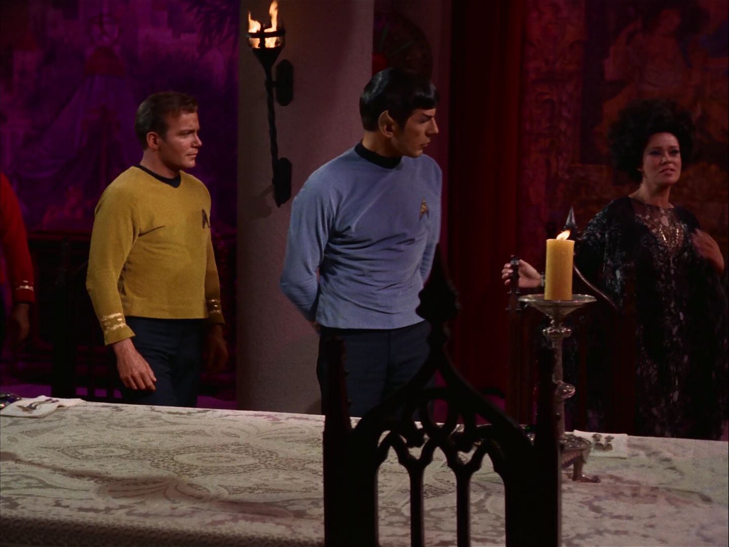 ariane179254_StarTrek_2x07_Catspaw_1605.jpg