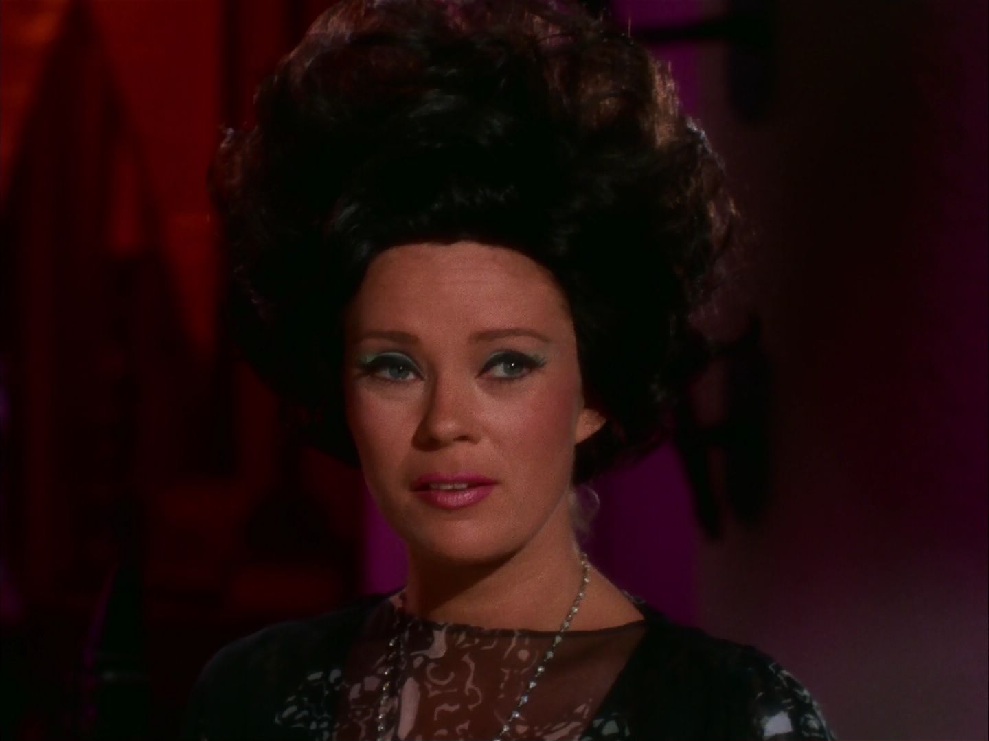 ariane179254_StarTrek_2x07_Catspaw_1611.jpg