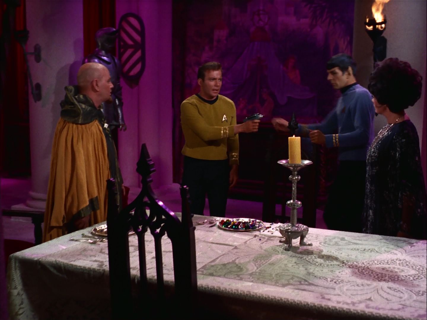 ariane179254_StarTrek_2x07_Catspaw_1639.jpg