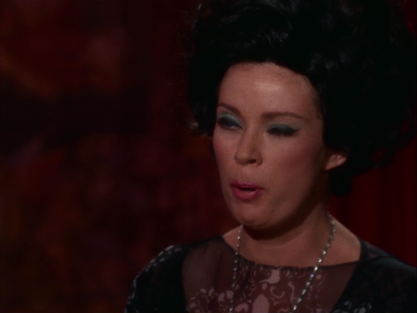 ariane179254_StarTrek_2x07_Catspaw_1645.jpg