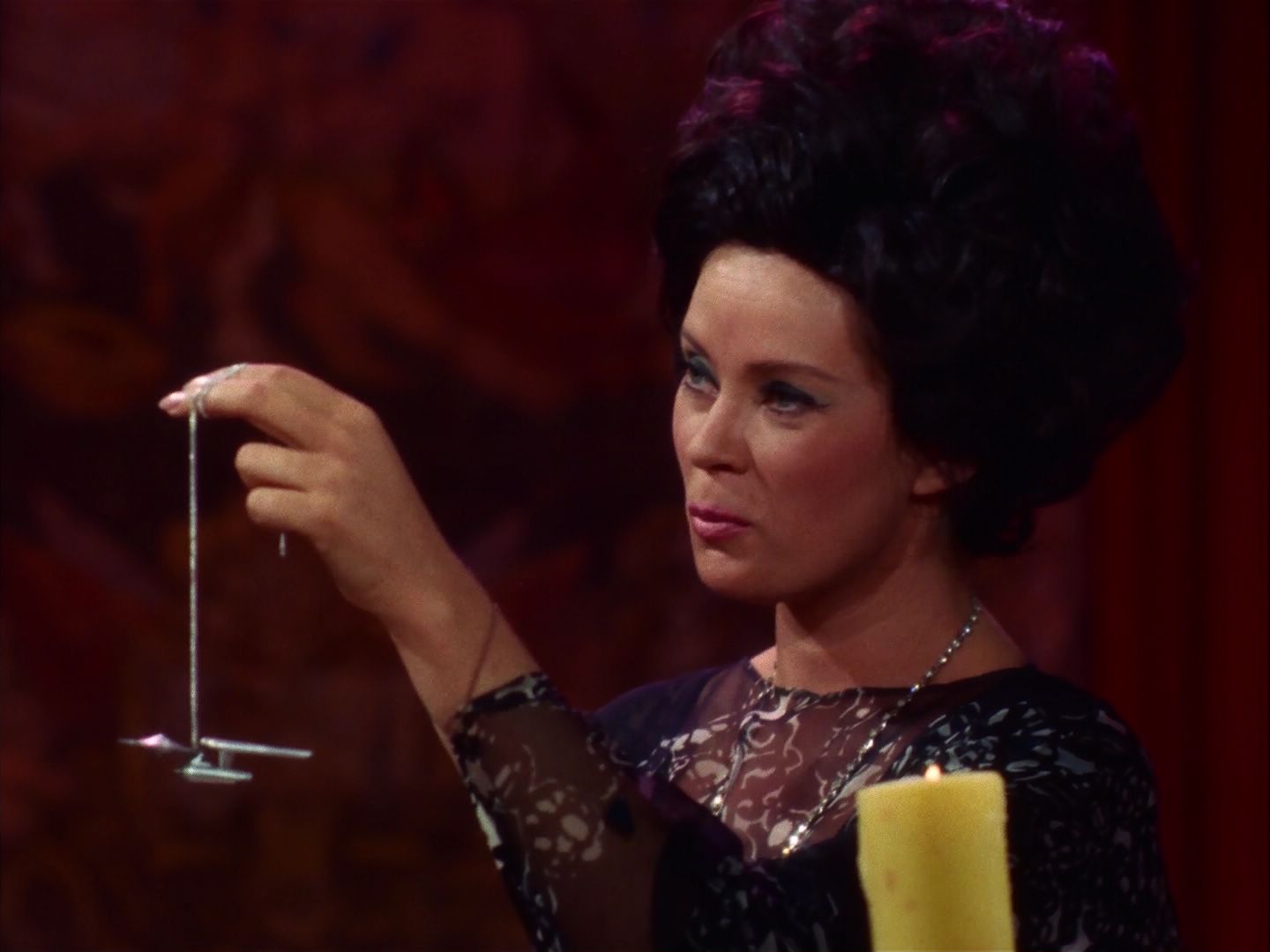 ariane179254_StarTrek_2x07_Catspaw_1688.jpg