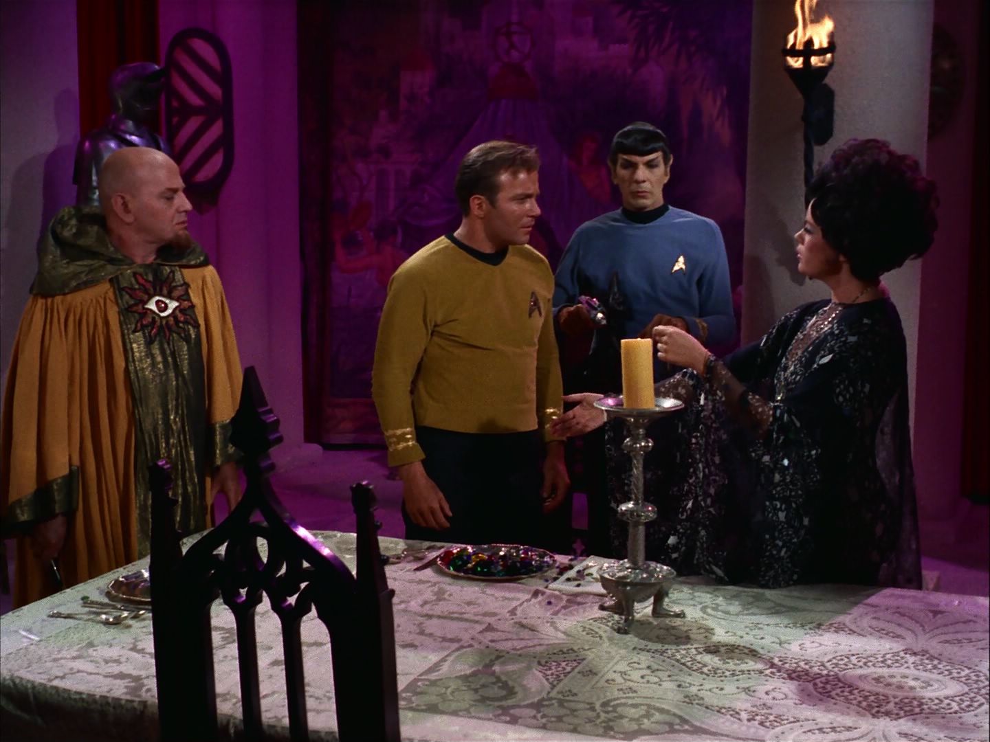 ariane179254_StarTrek_2x07_Catspaw_1705.jpg