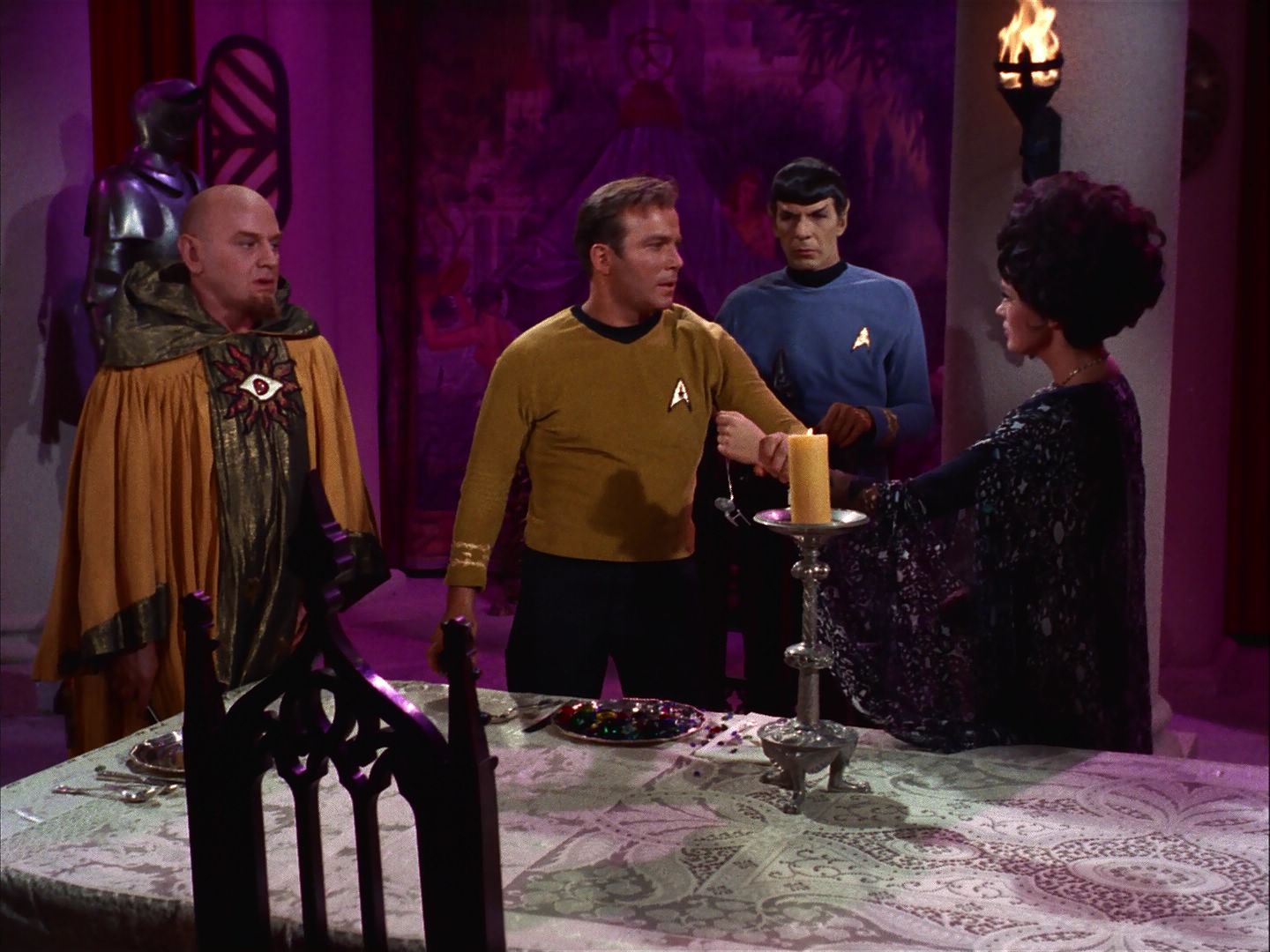 ariane179254_StarTrek_2x07_Catspaw_1801.jpg