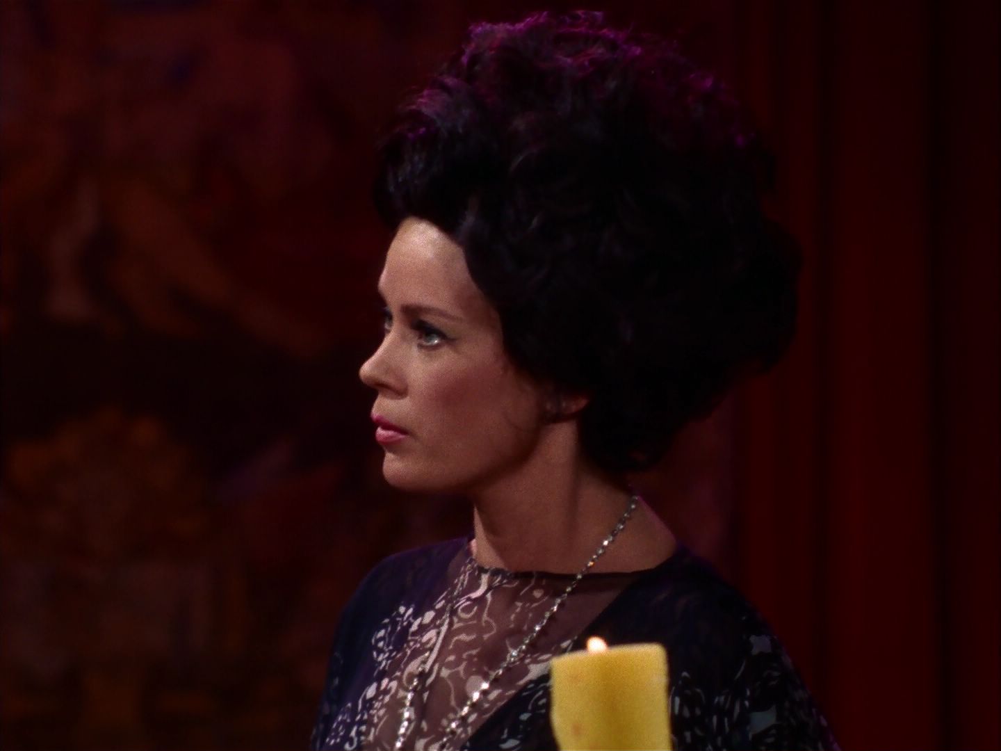 ariane179254_StarTrek_2x07_Catspaw_1896.jpg