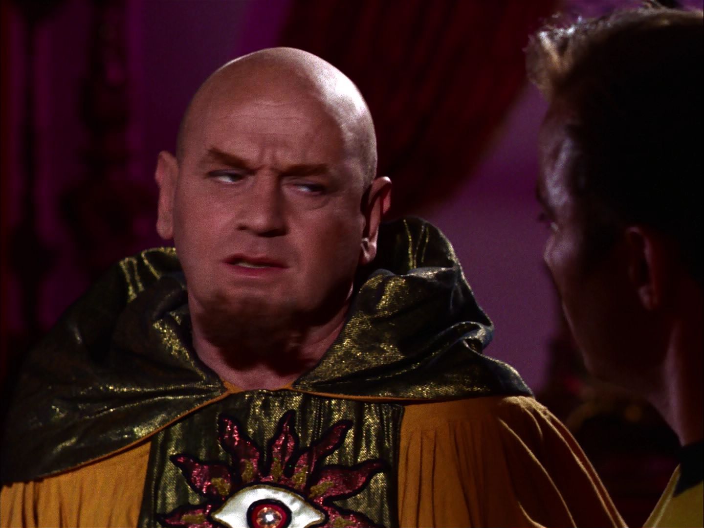 ariane179254_StarTrek_2x07_Catspaw_1906.jpg