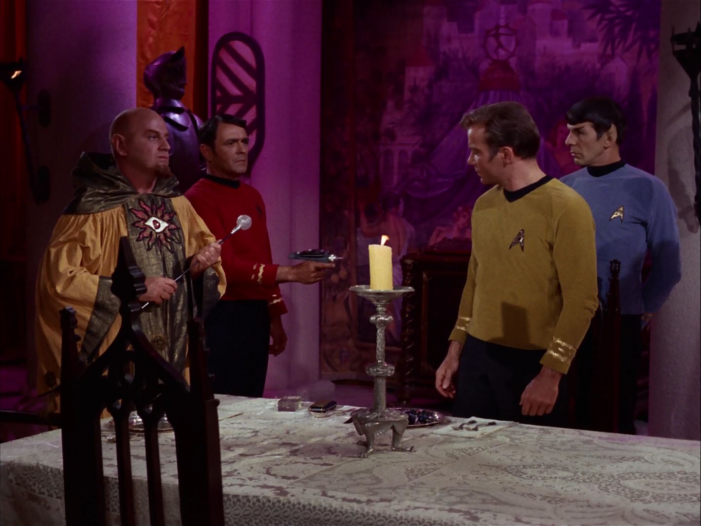 ariane179254_StarTrek_2x07_Catspaw_1981.jpg