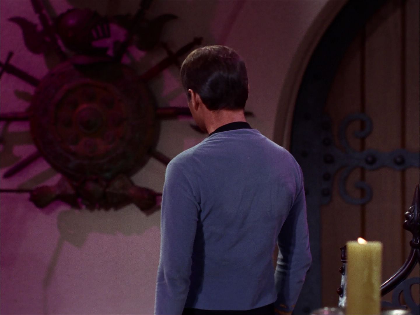 ariane179254_StarTrek_2x07_Catspaw_2013.jpg