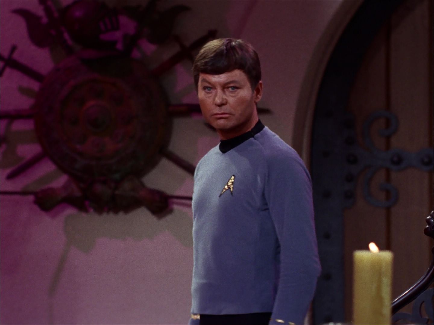 ariane179254_StarTrek_2x07_Catspaw_2014.jpg