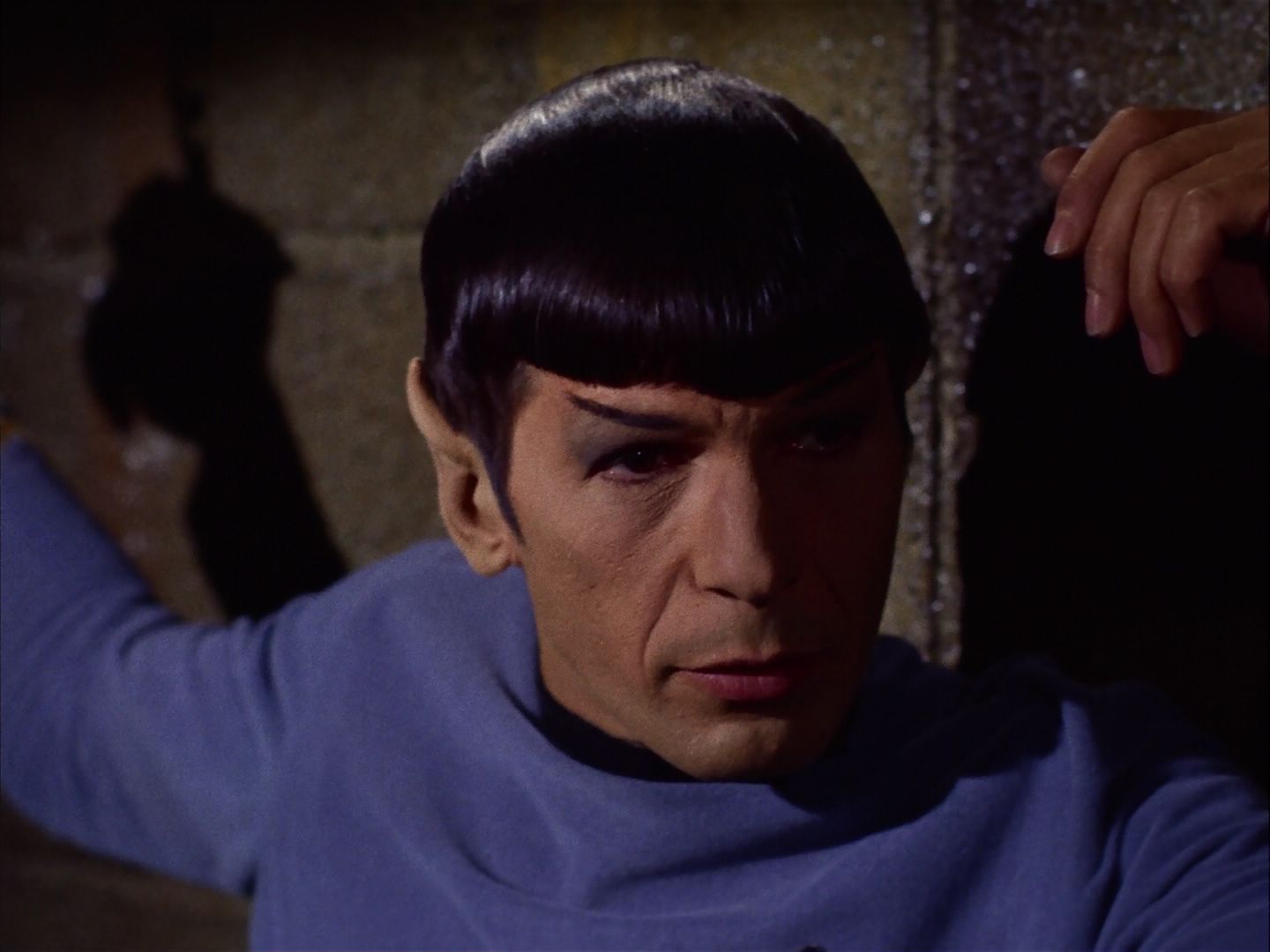 ariane179254_StarTrek_2x07_Catspaw_2087.jpg