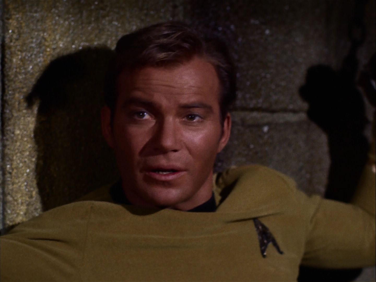 ariane179254_StarTrek_2x07_Catspaw_2093.jpg