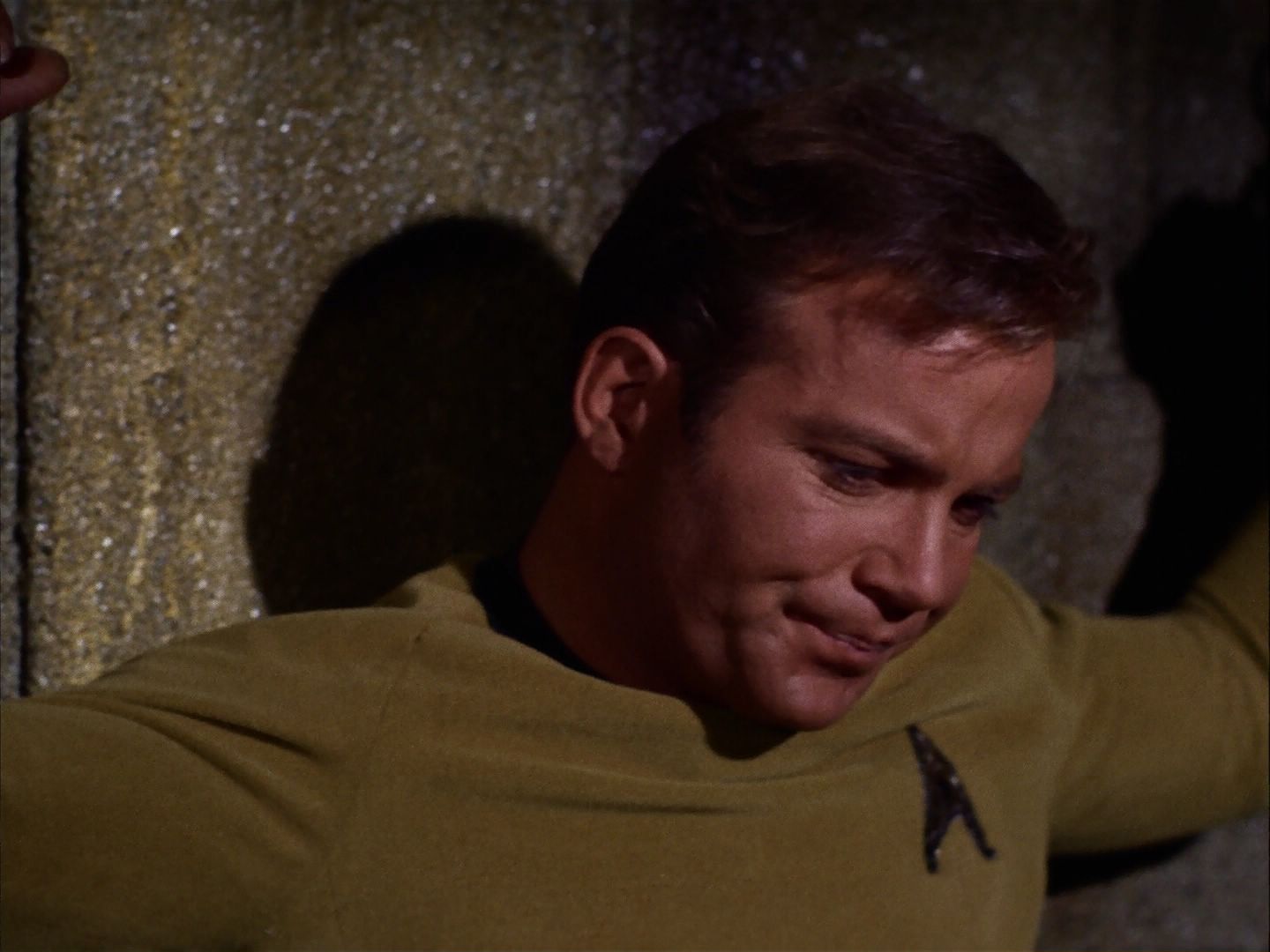 ariane179254_StarTrek_2x07_Catspaw_2126.jpg