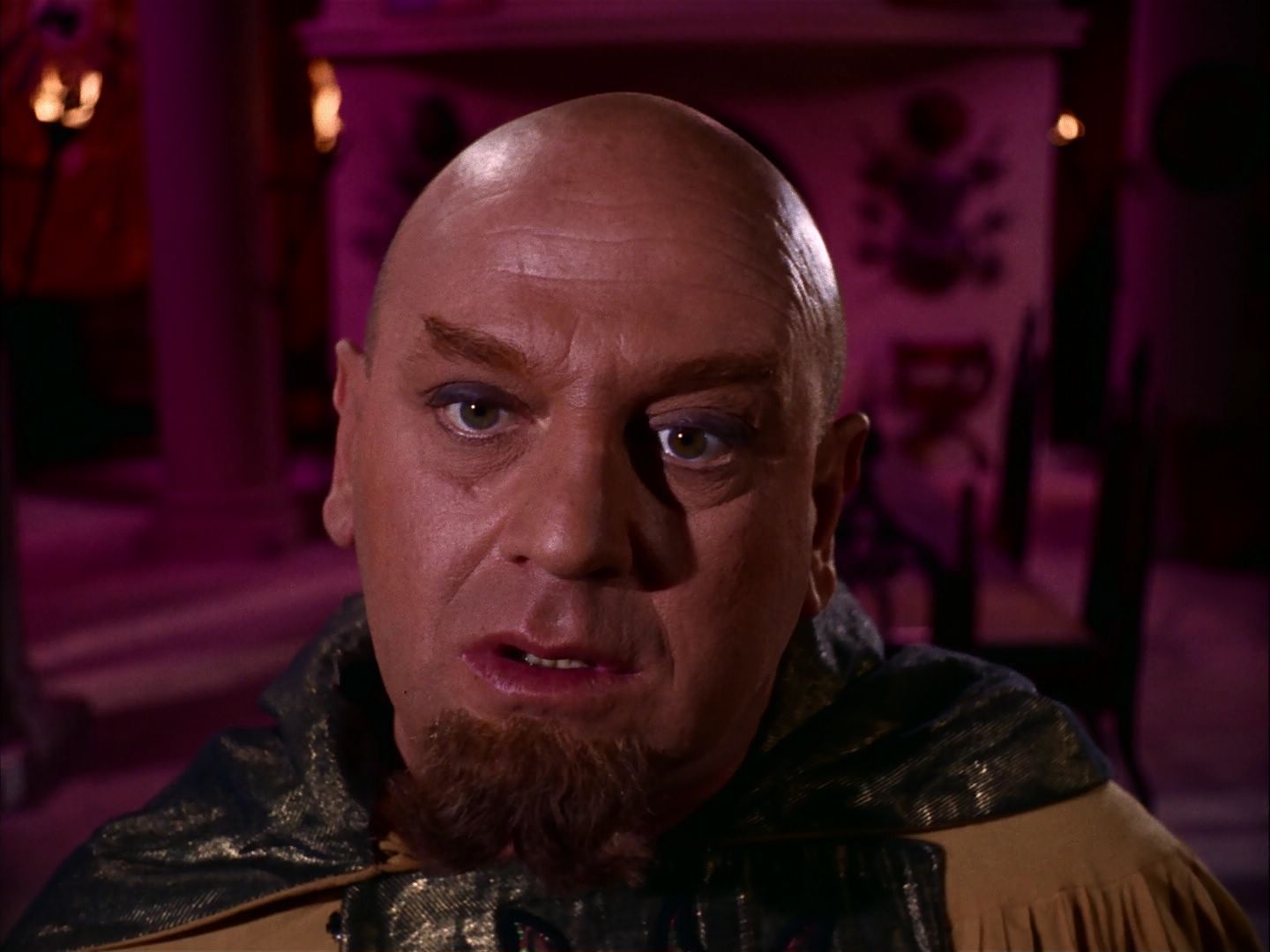 ariane179254_StarTrek_2x07_Catspaw_2322.jpg