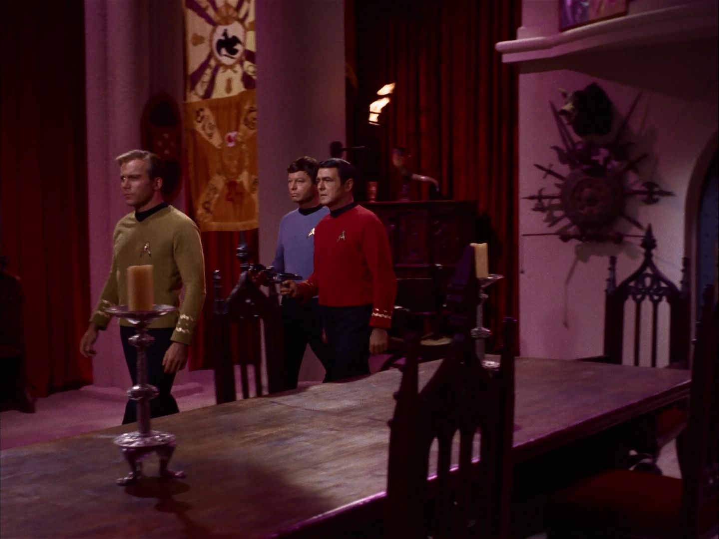 ariane179254_StarTrek_2x07_Catspaw_2338.jpg