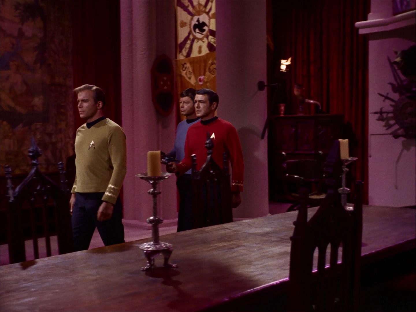 ariane179254_StarTrek_2x07_Catspaw_2339.jpg