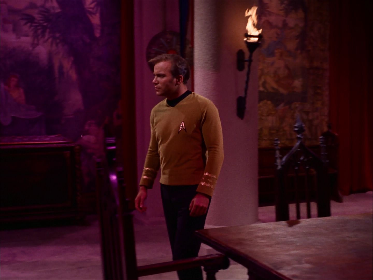 ariane179254_StarTrek_2x07_Catspaw_2389.jpg
