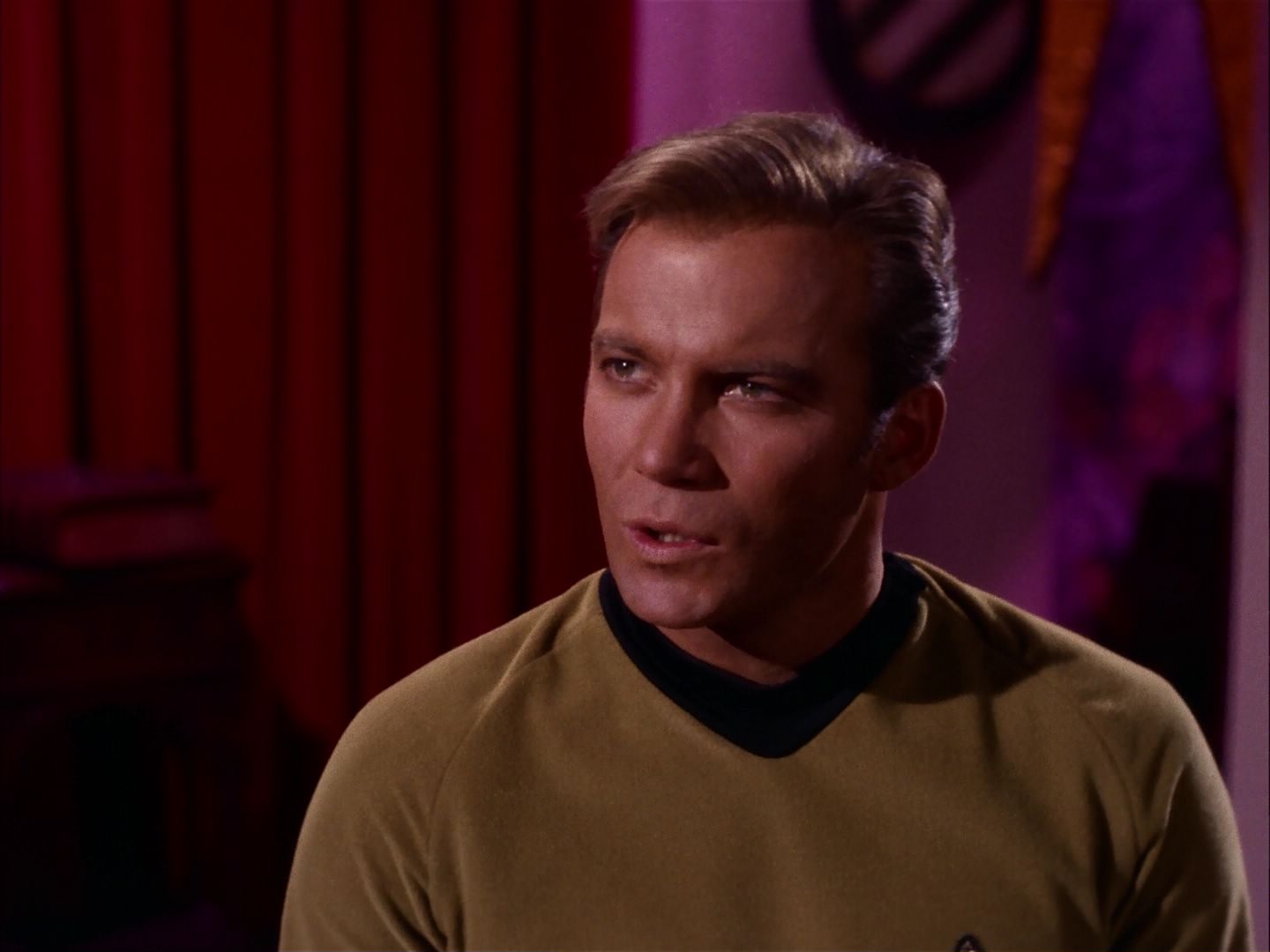 ariane179254_StarTrek_2x07_Catspaw_2419.jpg
