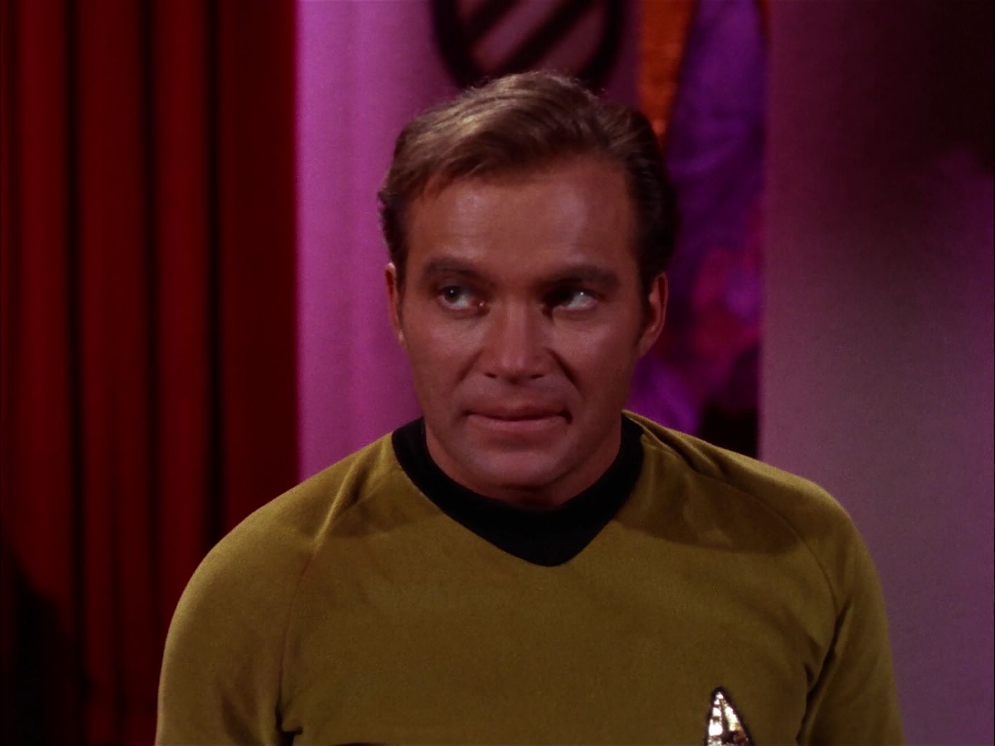 ariane179254_StarTrek_2x07_Catspaw_2681.jpg