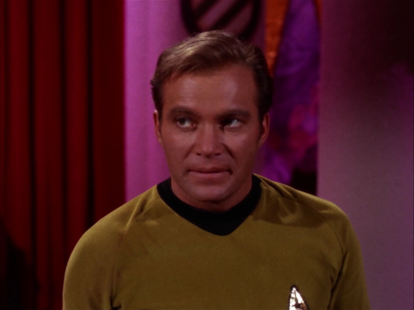 ariane179254_StarTrek_2x07_Catspaw_2682.jpg