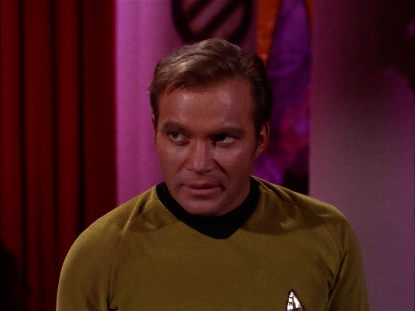 ariane179254_StarTrek_2x07_Catspaw_2693.jpg