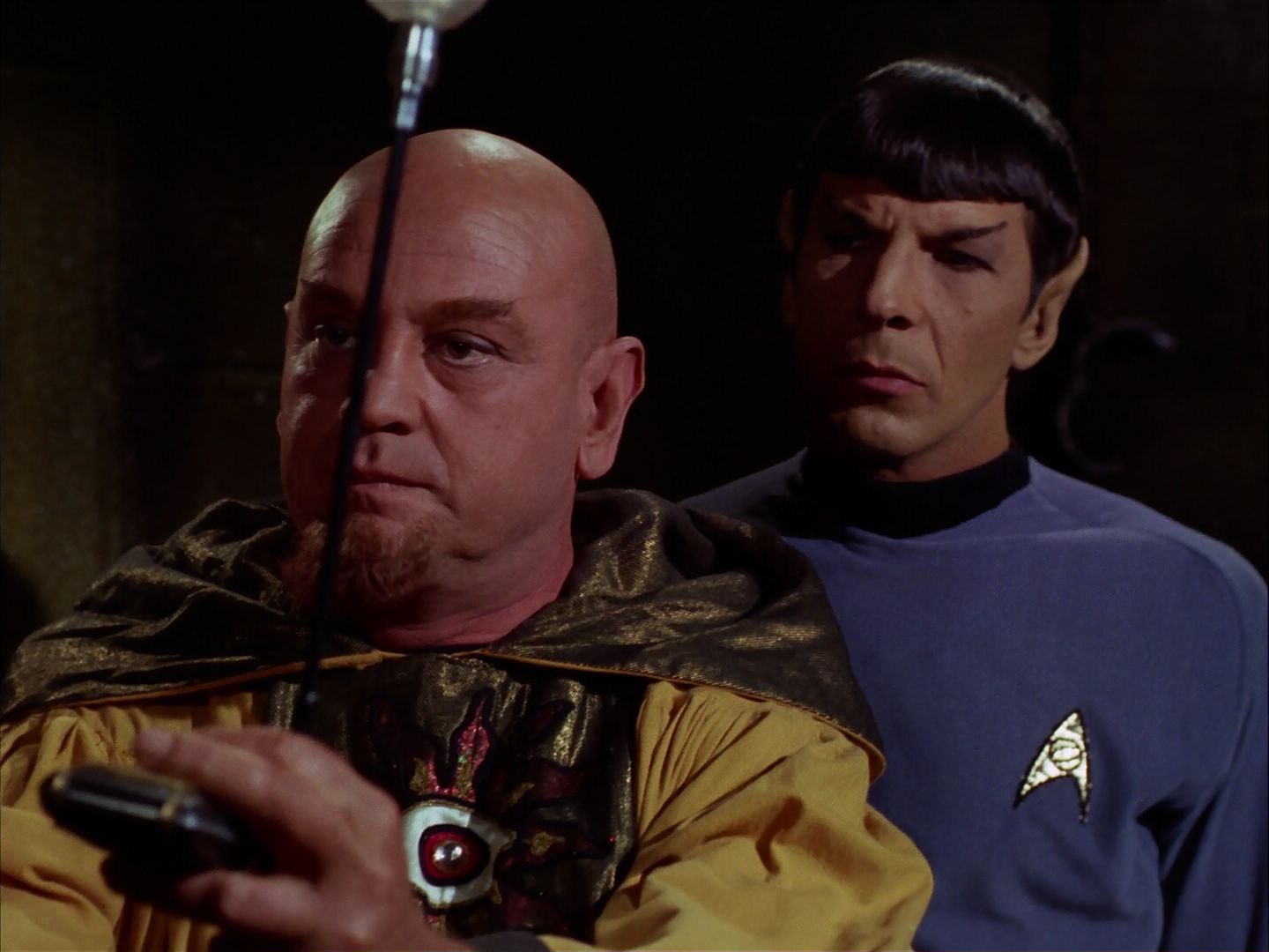 ariane179254_StarTrek_2x07_Catspaw_2787.jpg