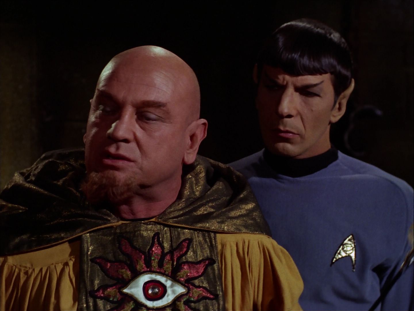 ariane179254_StarTrek_2x07_Catspaw_2801.jpg