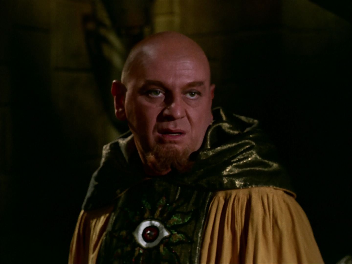 ariane179254_StarTrek_2x07_Catspaw_2822.jpg