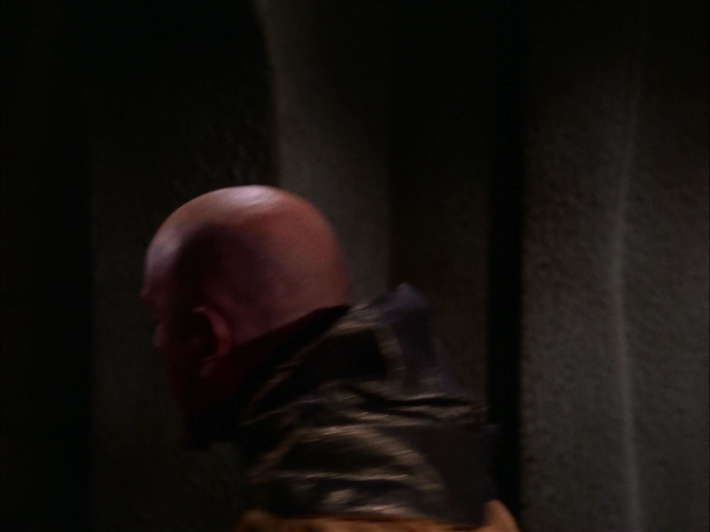 ariane179254_StarTrek_2x07_Catspaw_2926.jpg
