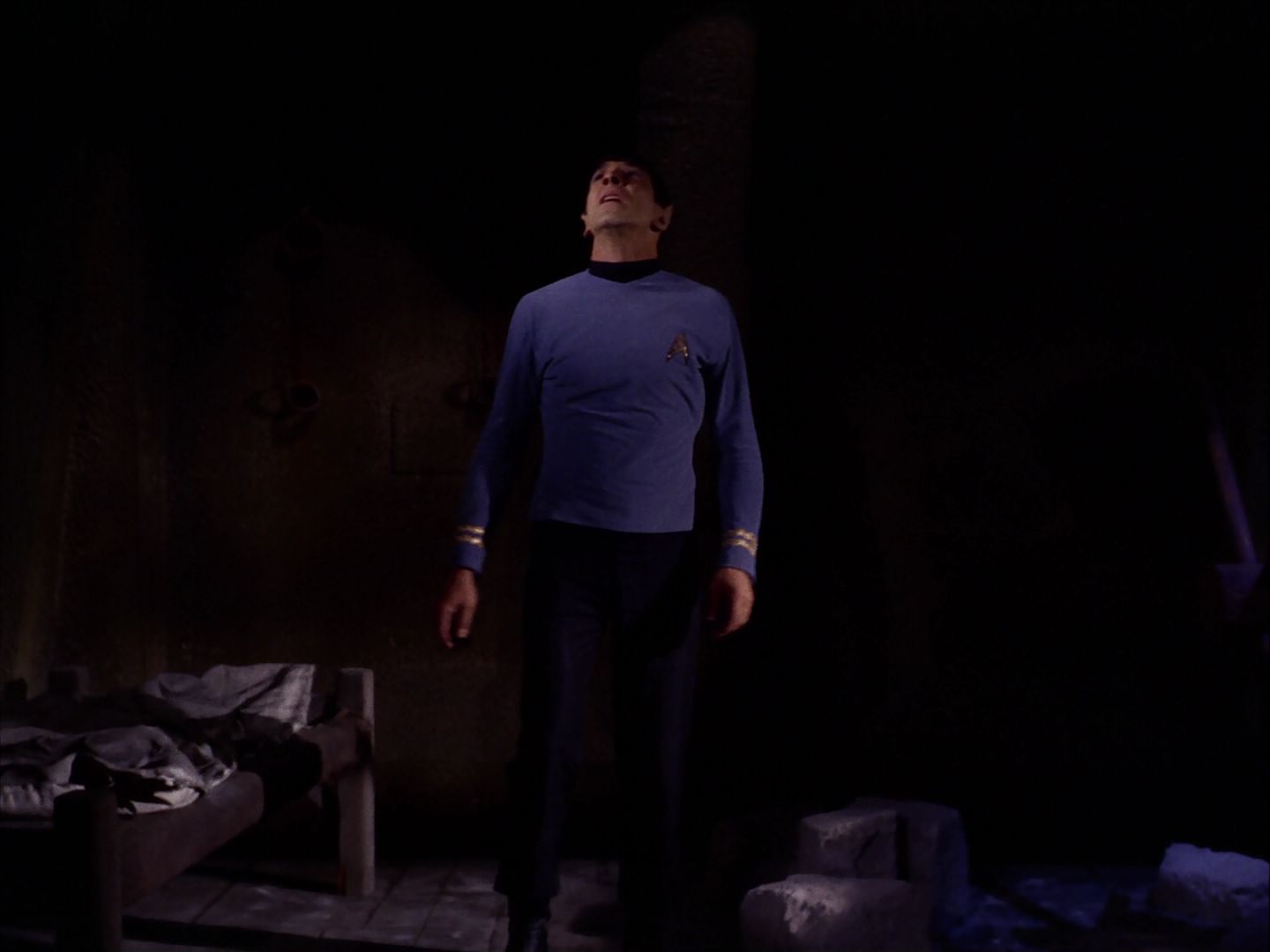 ariane179254_StarTrek_2x07_Catspaw_2954.jpg