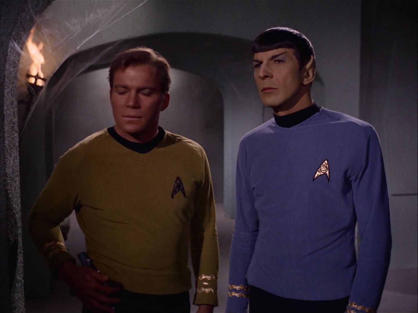 ariane179254_StarTrek_2x07_Catspaw_3145.jpg